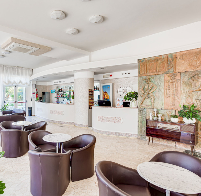 media.Slide_Hall_1Hotel_Aurelio_Cesenatico