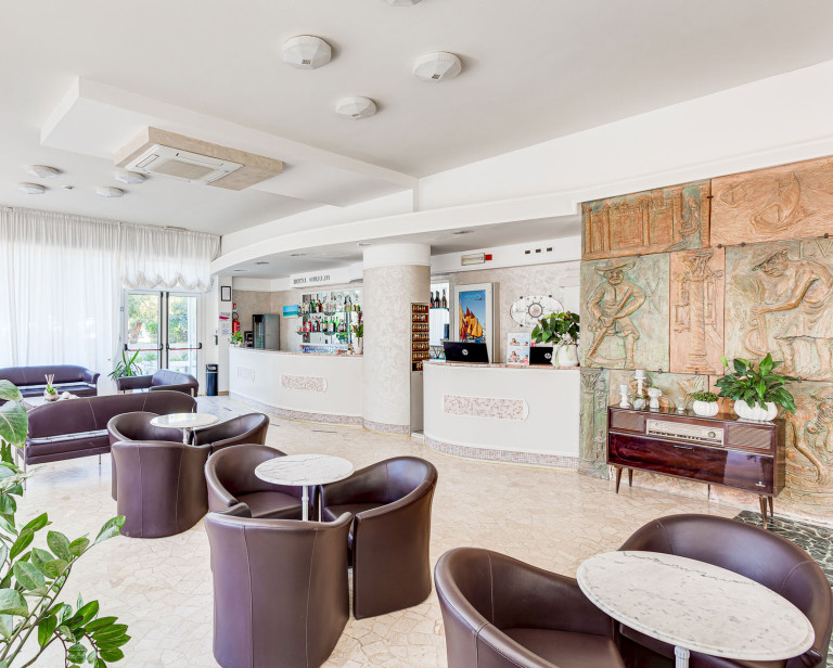 media.Slide_Hall_1Hotel_Aurelio_Cesenatico